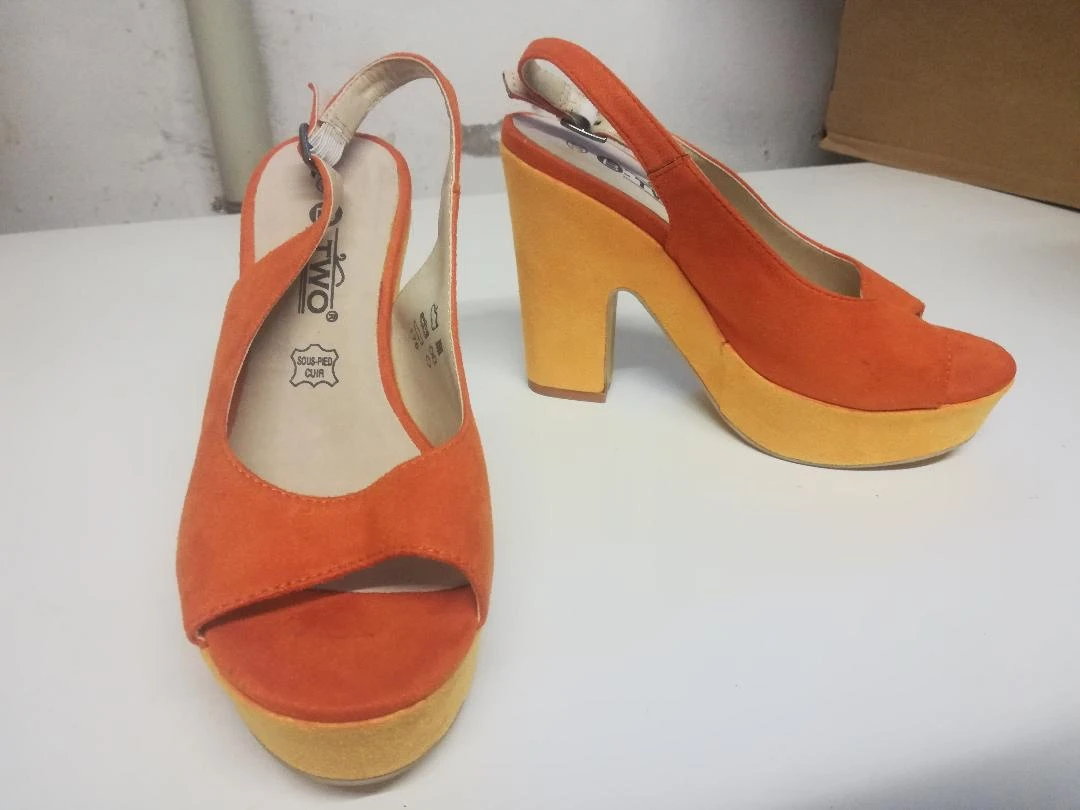Escarpines Bicolore Naranja/Amarillo tacones 13 cm talla 37-nuevas (1 defecto) – photo 8